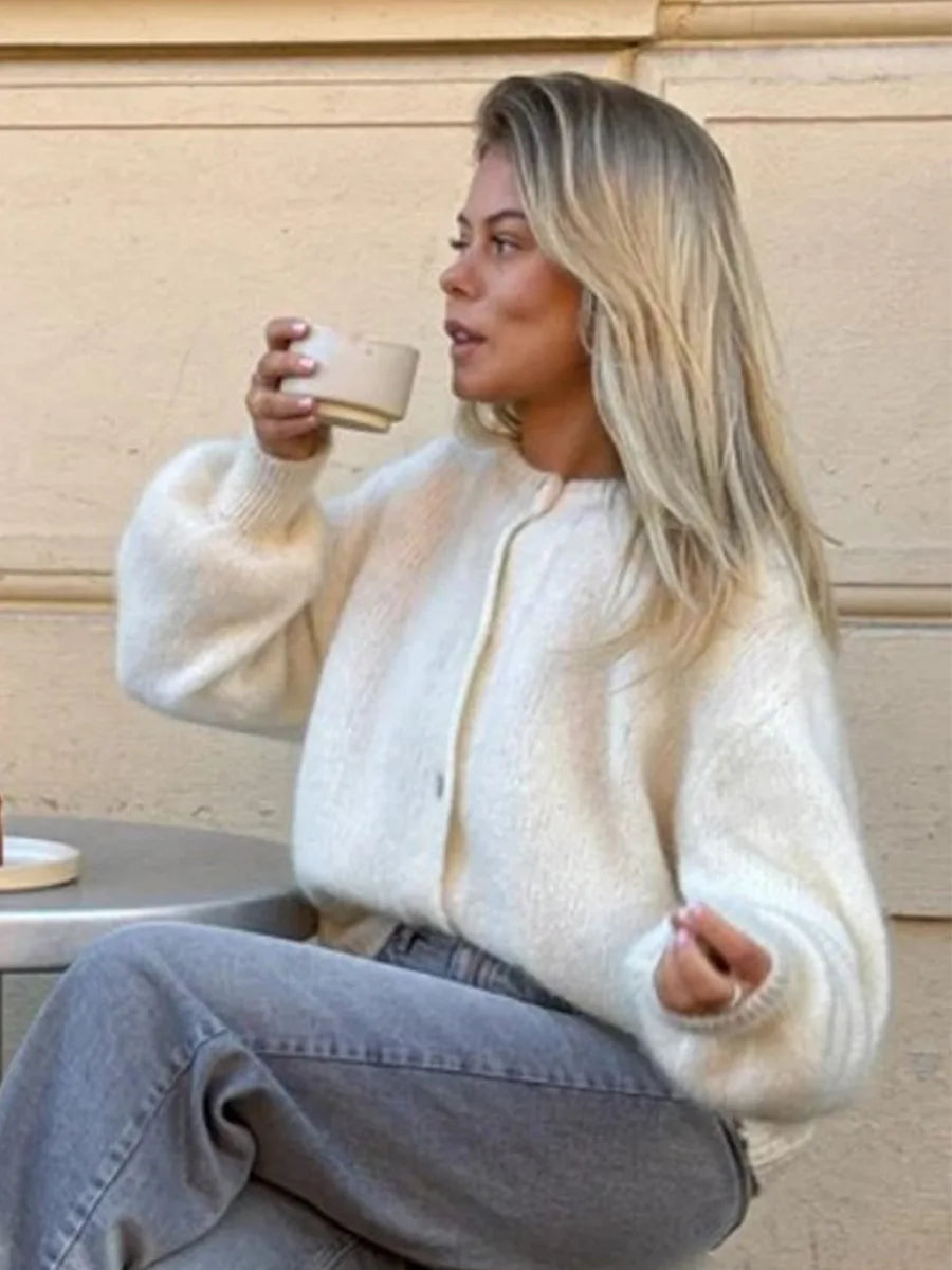 Damski sweter kardigan z dzianiny