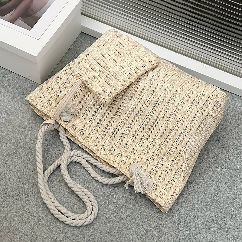 Damska torba plażowa ze słomy